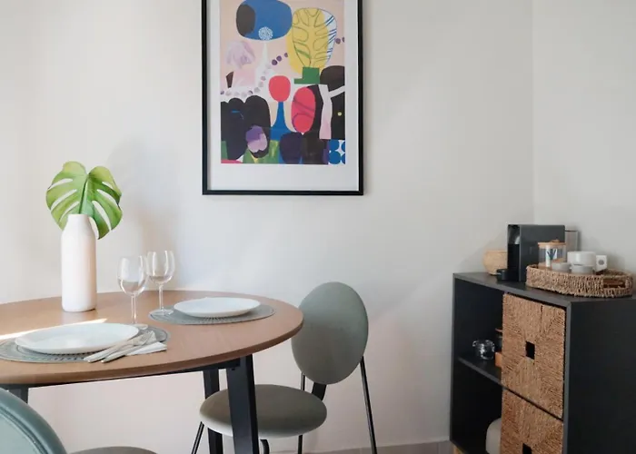 Apartment Euphoria Urban Nest